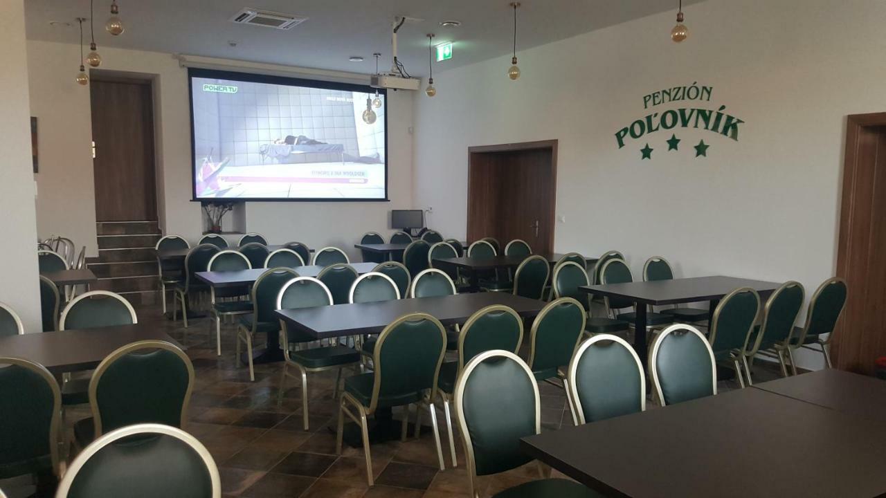 Penzion Polovnik Moldava nad Bodvou エクステリア 写真